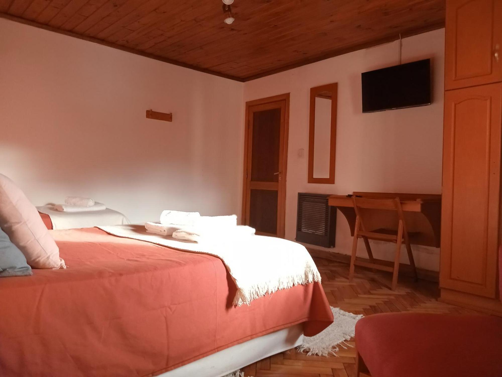 Hospedaje Amilcar Esquel Zewnętrze zdjęcie
